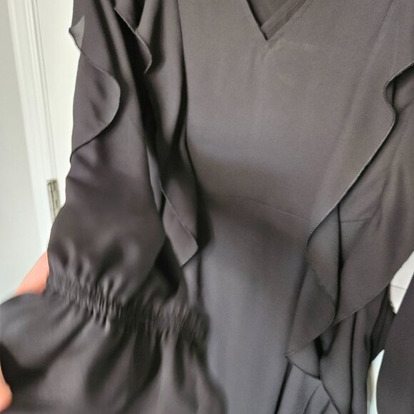 NAF NAF Paris Black dress longsleeves with ruffles detail Size 36 - Picture 8 of 15